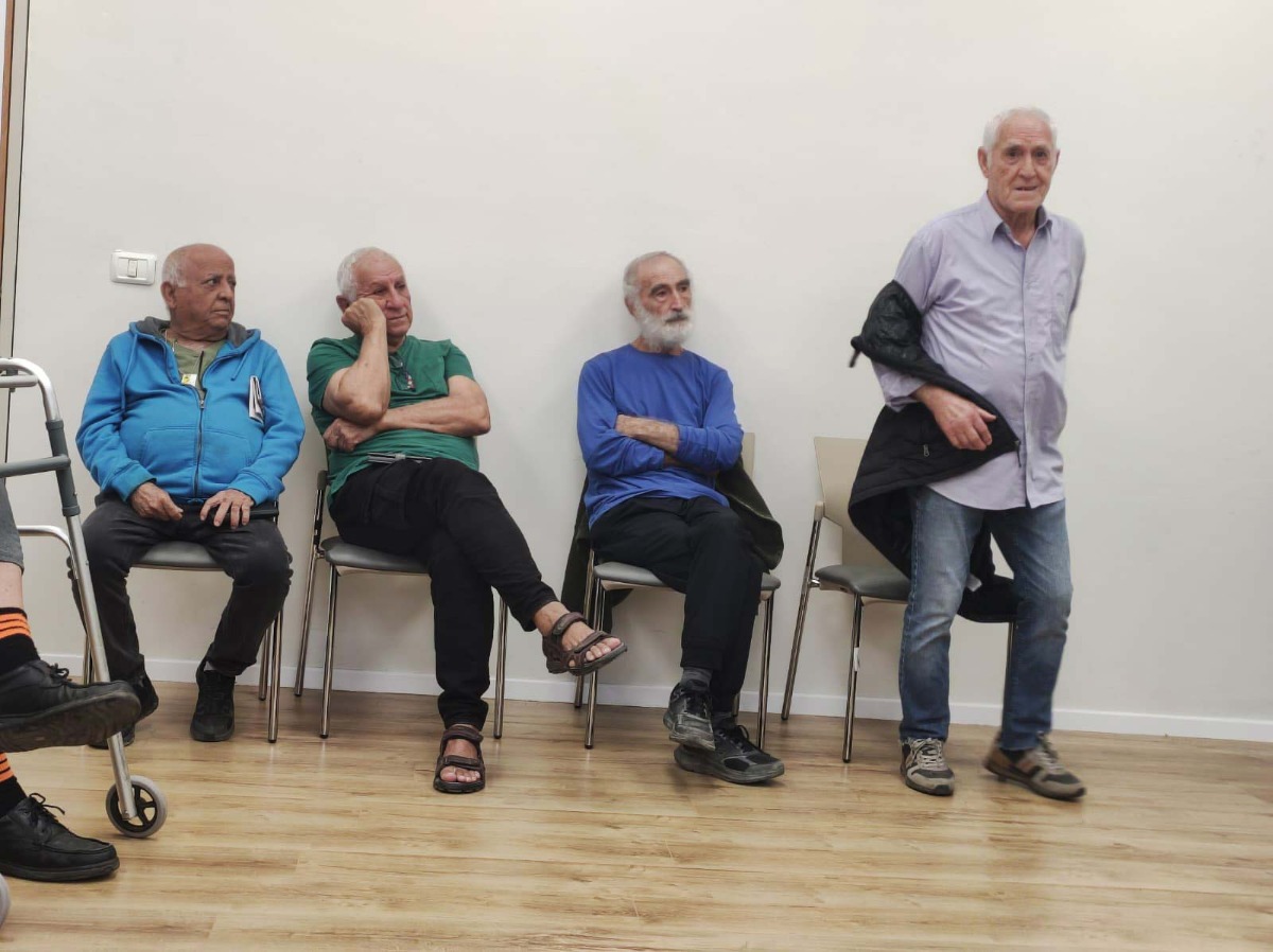 שיעור היסטוריה עם צבי