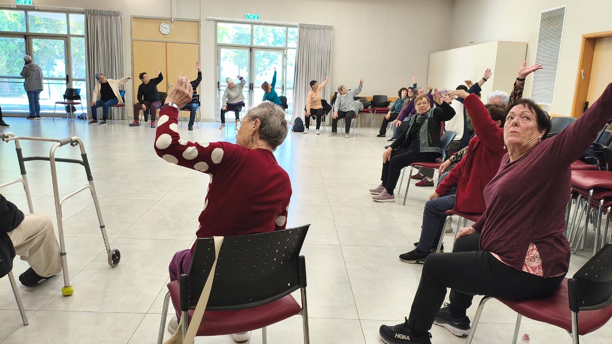 התעמלות עם מיכל לאלו