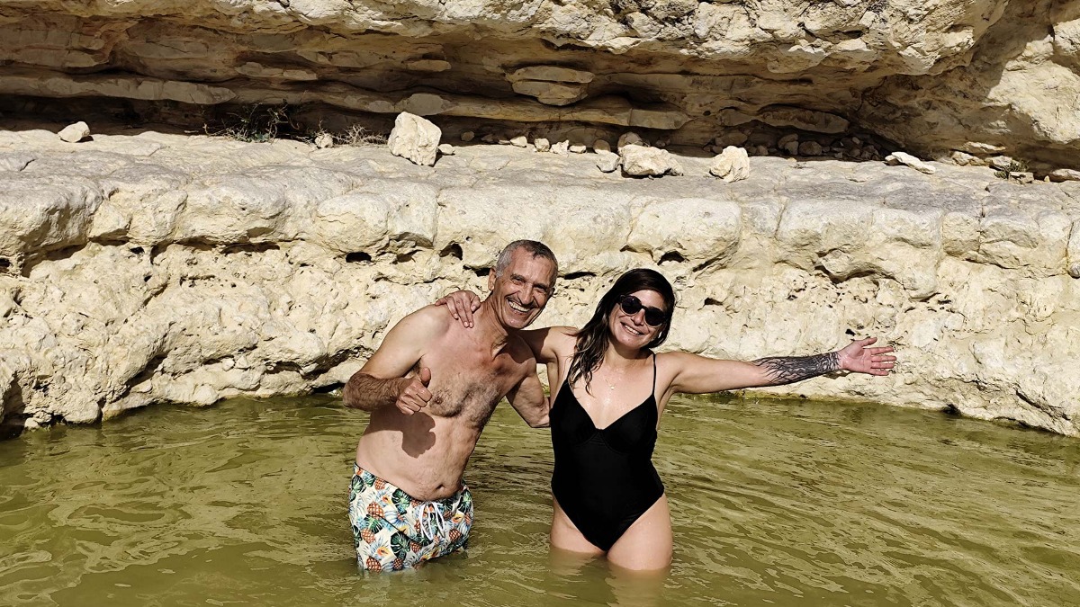 מיטיבי לכת מטיילים בשבילי ישראל עם יוני שטרן - הר ונחל צרור