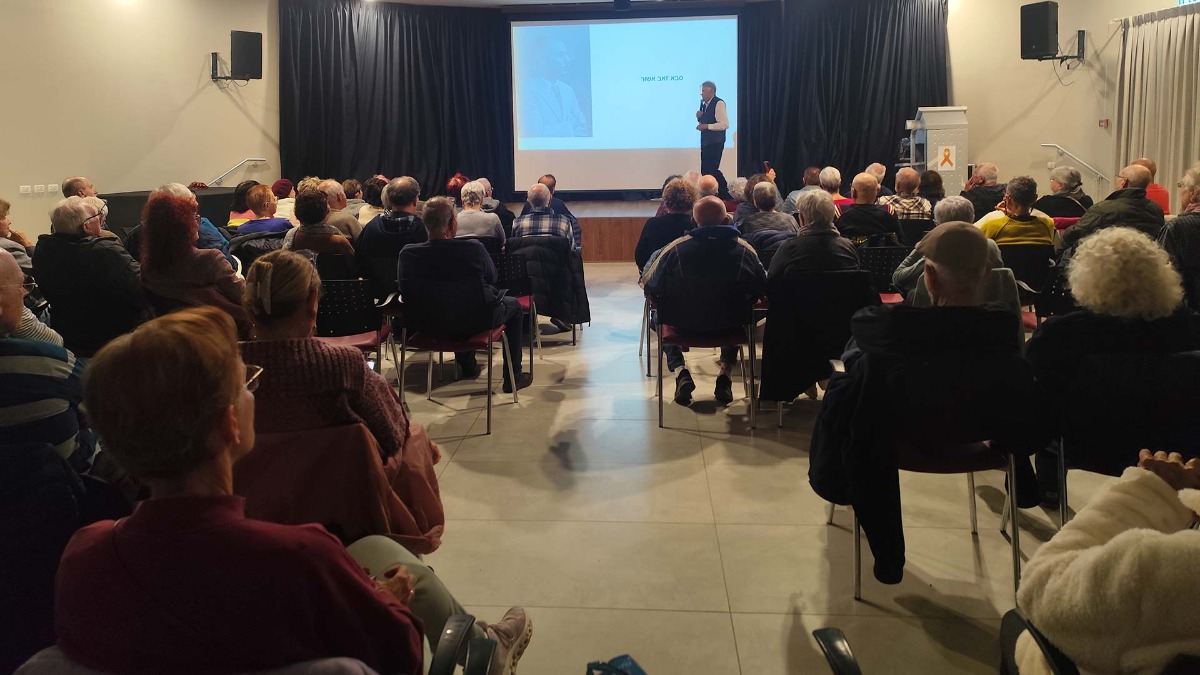 בועות סבות ומה שביניהן - זוכה פרס הנובל לכימיה, פרופסור דן שכטמן