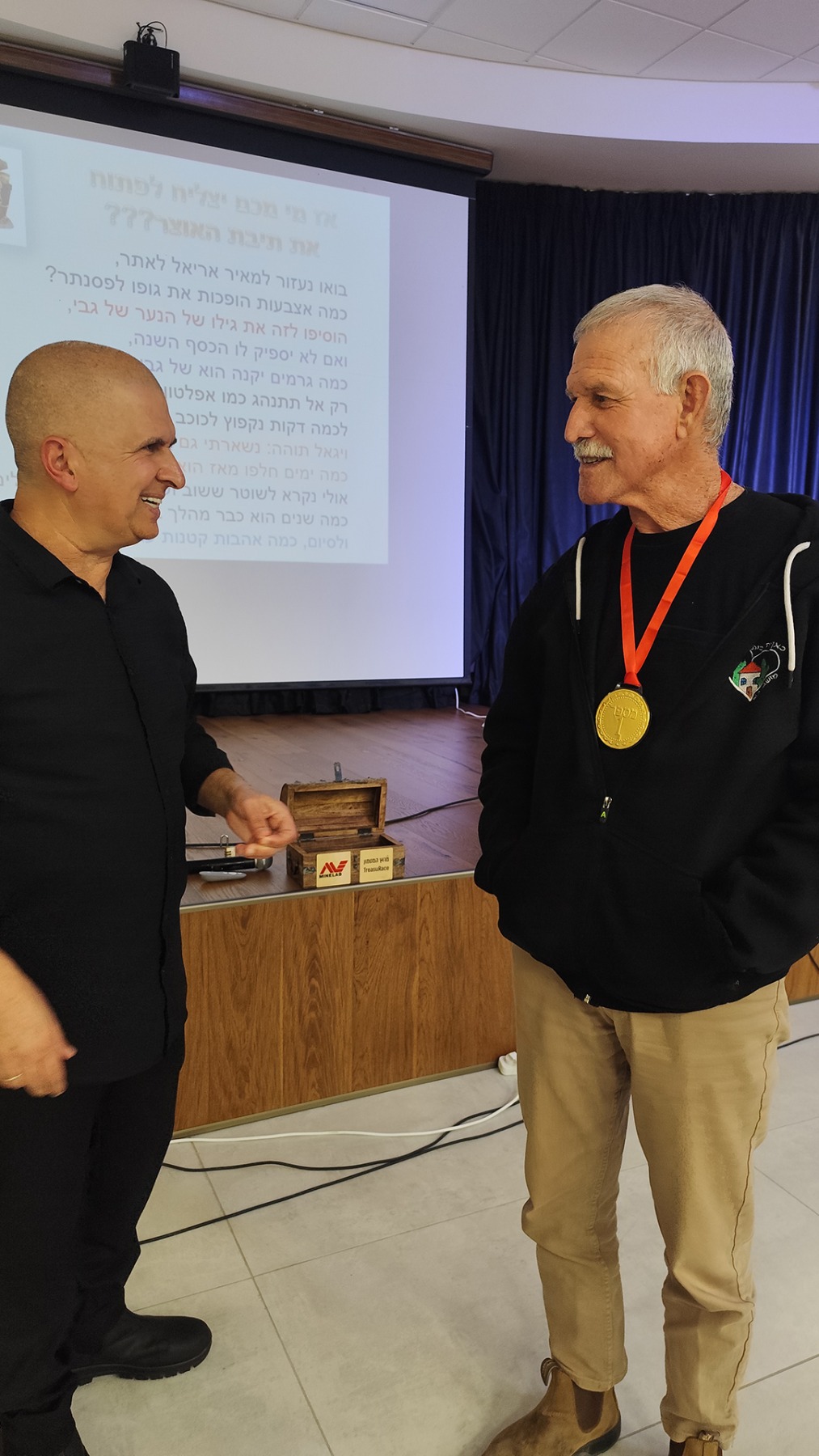 מופע שרים ופותרים עם יואב בן חיים ויאיר מצפה