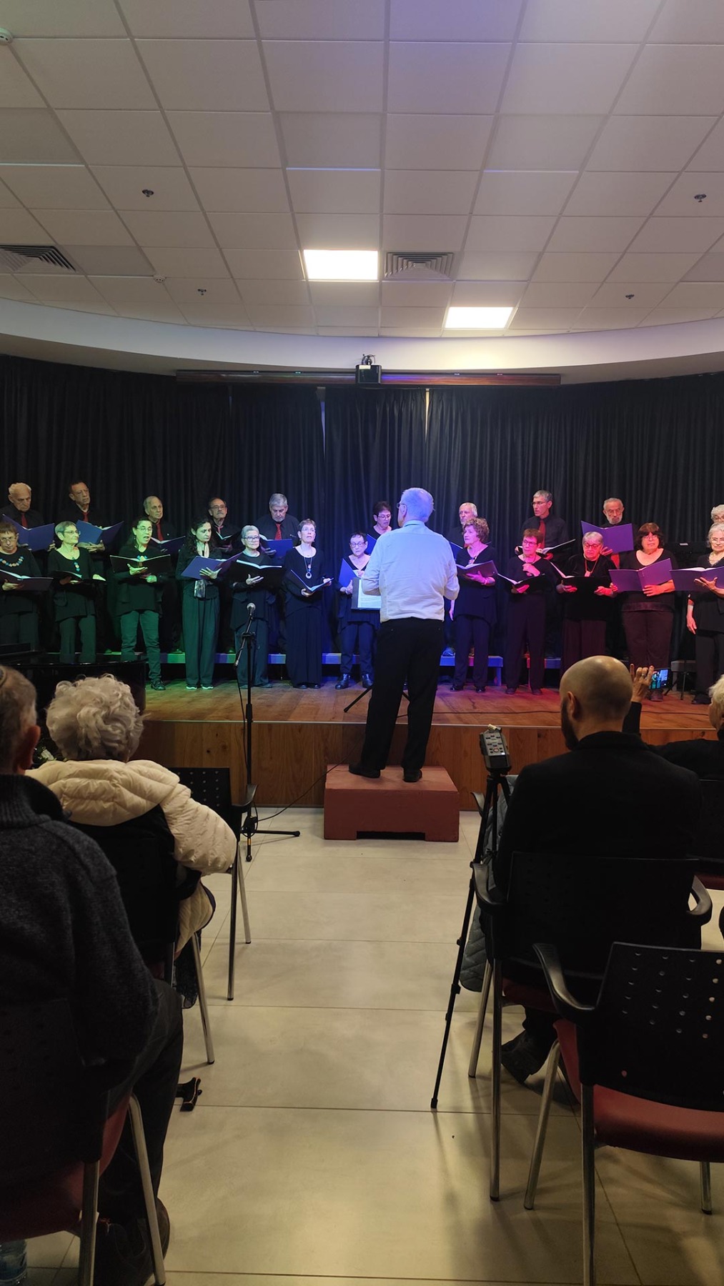 למנצח שיר מזמור - מקהלת שירה ומקהלת אשכול