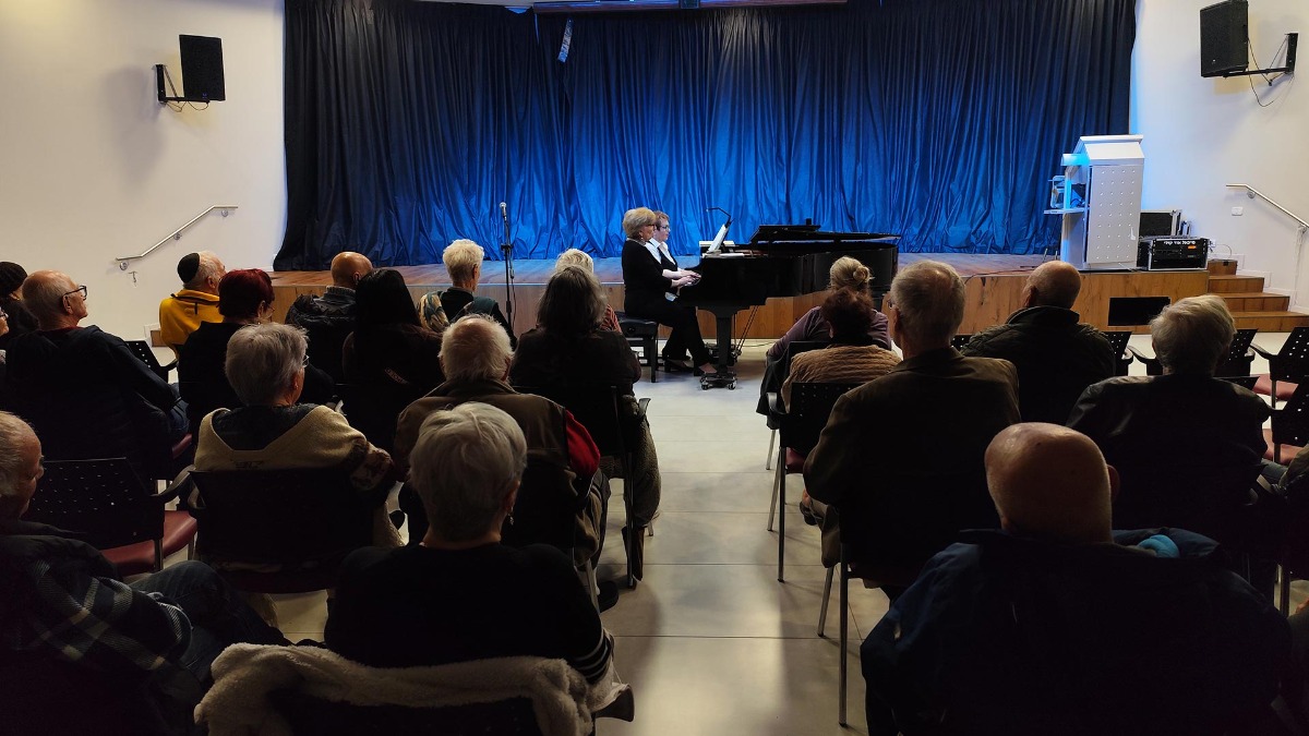 חלום ליל חורף - קונצרט לפסנתר בארבע ידיים עם בלה שטיינבוק ומרינה ירצקי